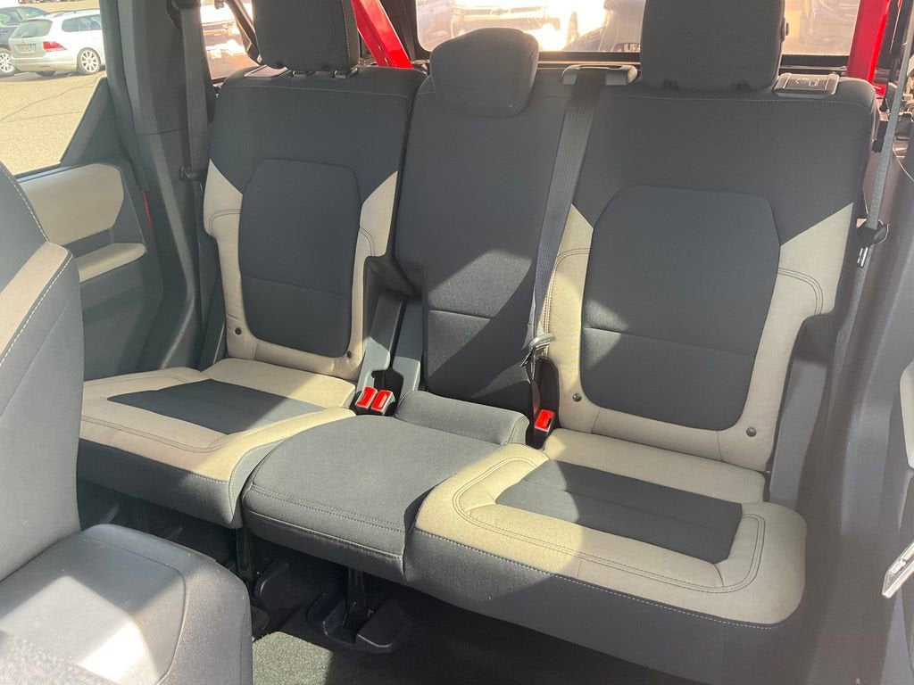 2021 Ford Bronco Base