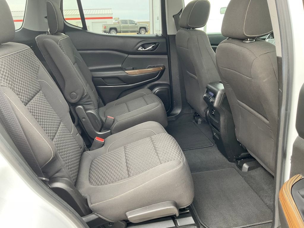 2017 GMC Acadia SLE