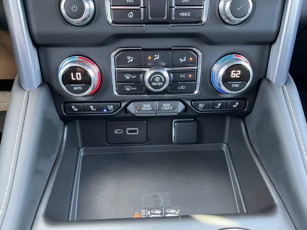 2022 GMC Yukon SLT