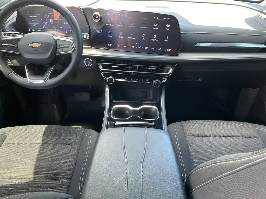 2024 Chevrolet Traverse LT