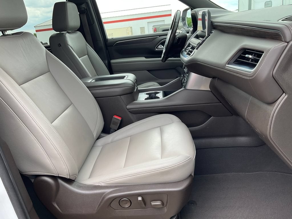 2022 Chevrolet Suburban LT