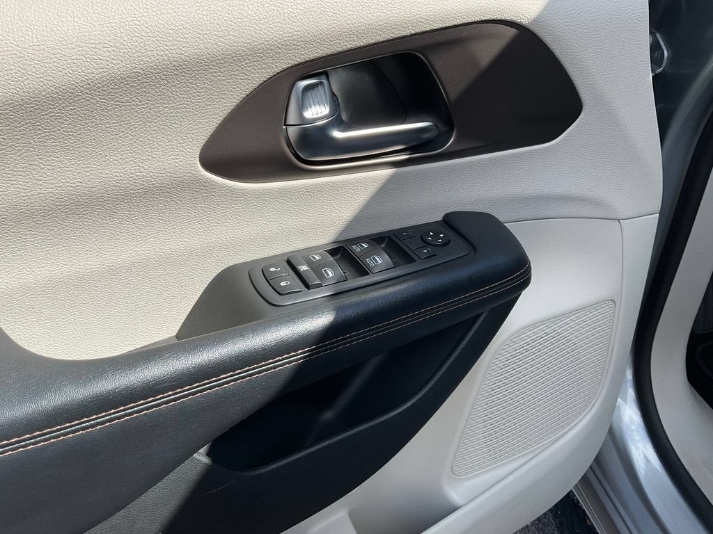 2019 Chrysler Pacifica Touring Plus