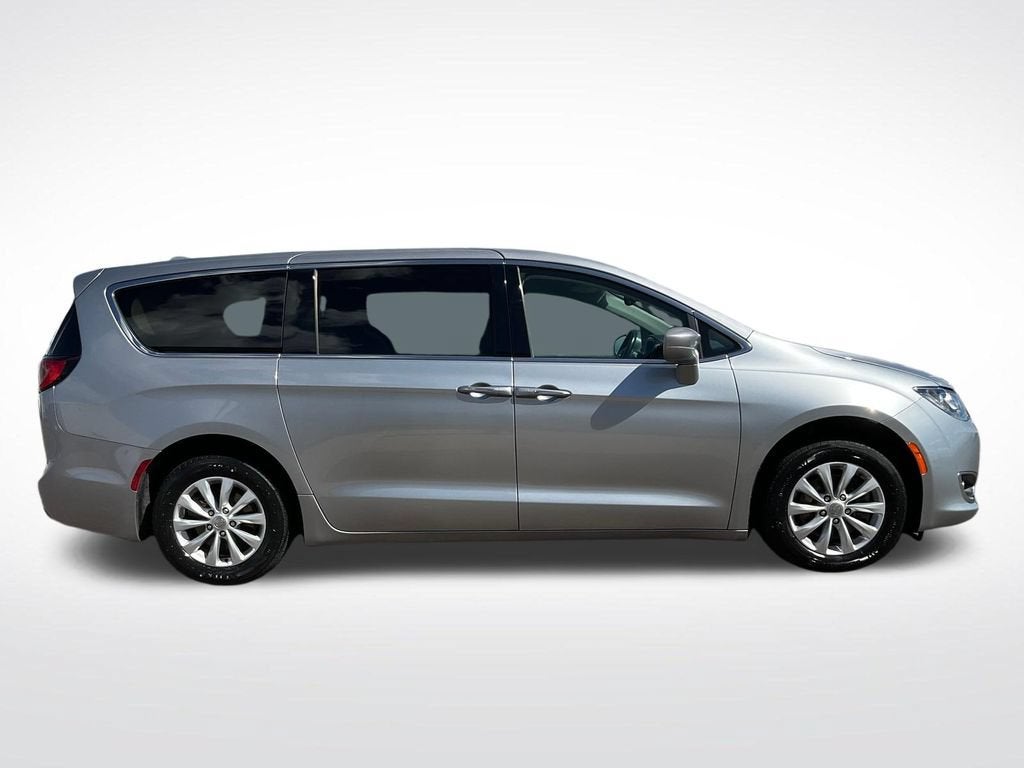 2019 Chrysler Pacifica Touring Plus