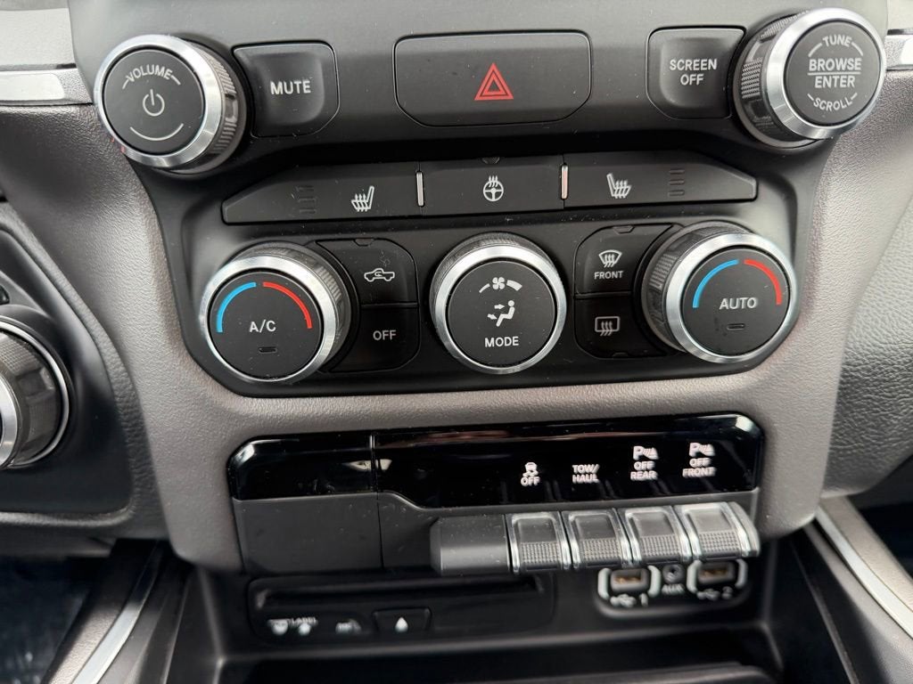 2019 RAM 1500 Big Horn/Lone Star