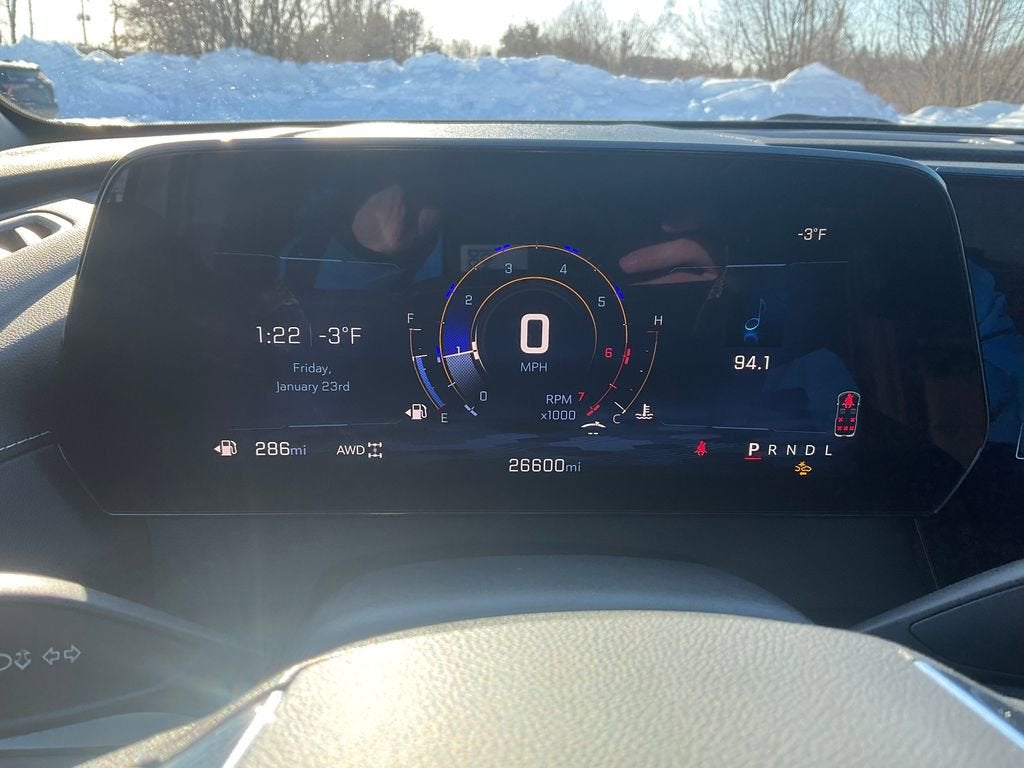 2025 Chevrolet Traverse LT