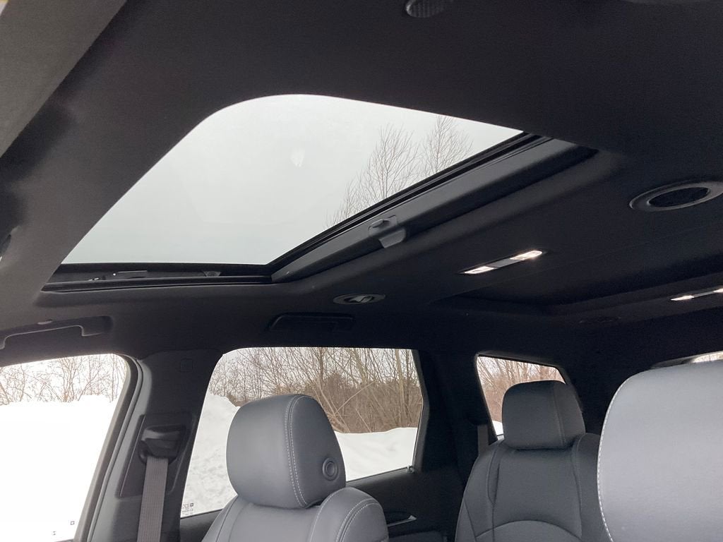 2022 Buick Enclave Essence