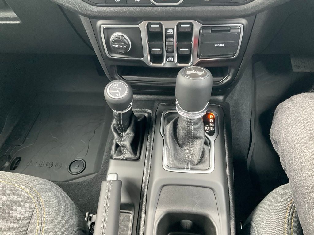 2025 Jeep Wrangler 4-Door Sport RHD 4x4