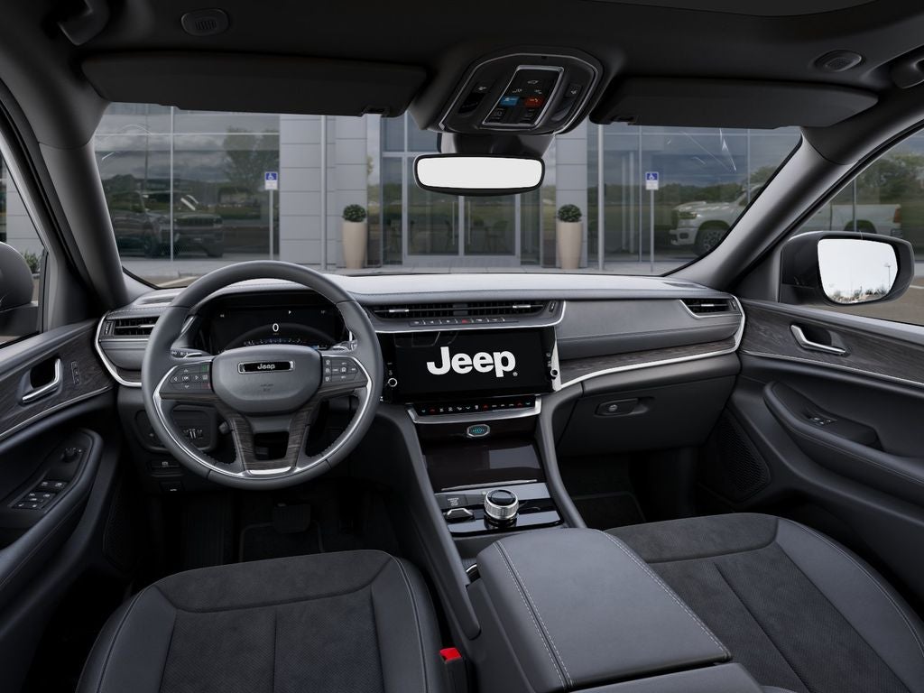 2026 Jeep Grand Cherokee Altitude