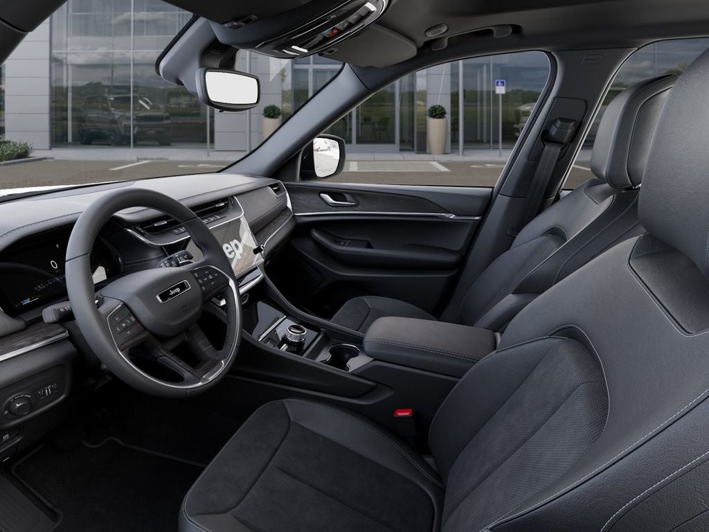 2026 Jeep Grand Cherokee Altitude