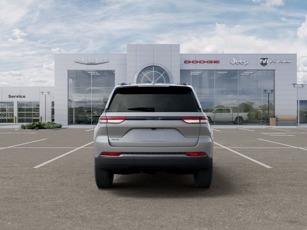 2026 Jeep Grand Cherokee Altitude