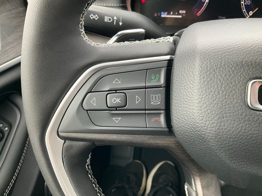 2026 Jeep Grand Cherokee Limited Reserve