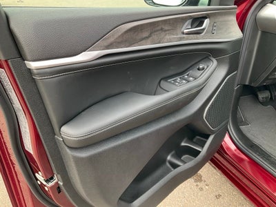 2026 Jeep Grand Cherokee Limited Reserve