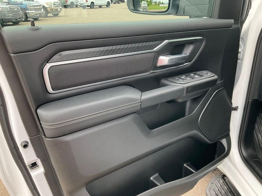 2025 RAM Ram 1500 RAM 1500 BIG HORN CREW CAB 4X4 5'7' BOX