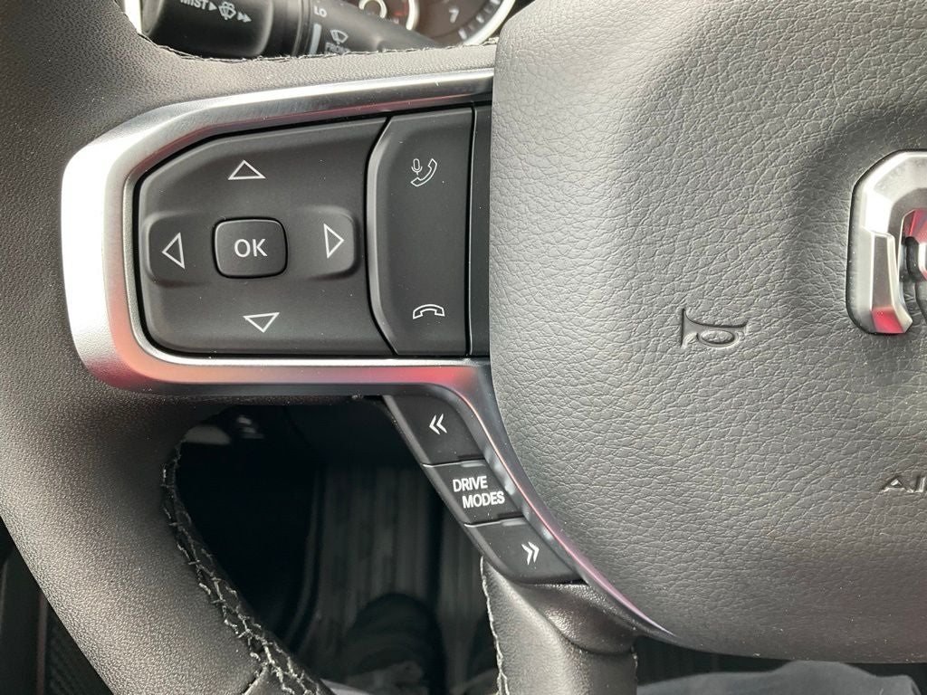 2025 RAM Ram 1500 RAM 1500 BIG HORN CREW CAB 4X4 5'7' BOX