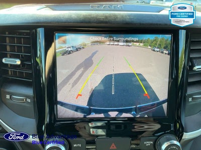 2022 RAM 1500 Big Horn Crew Cab 4x4 5'7' Box