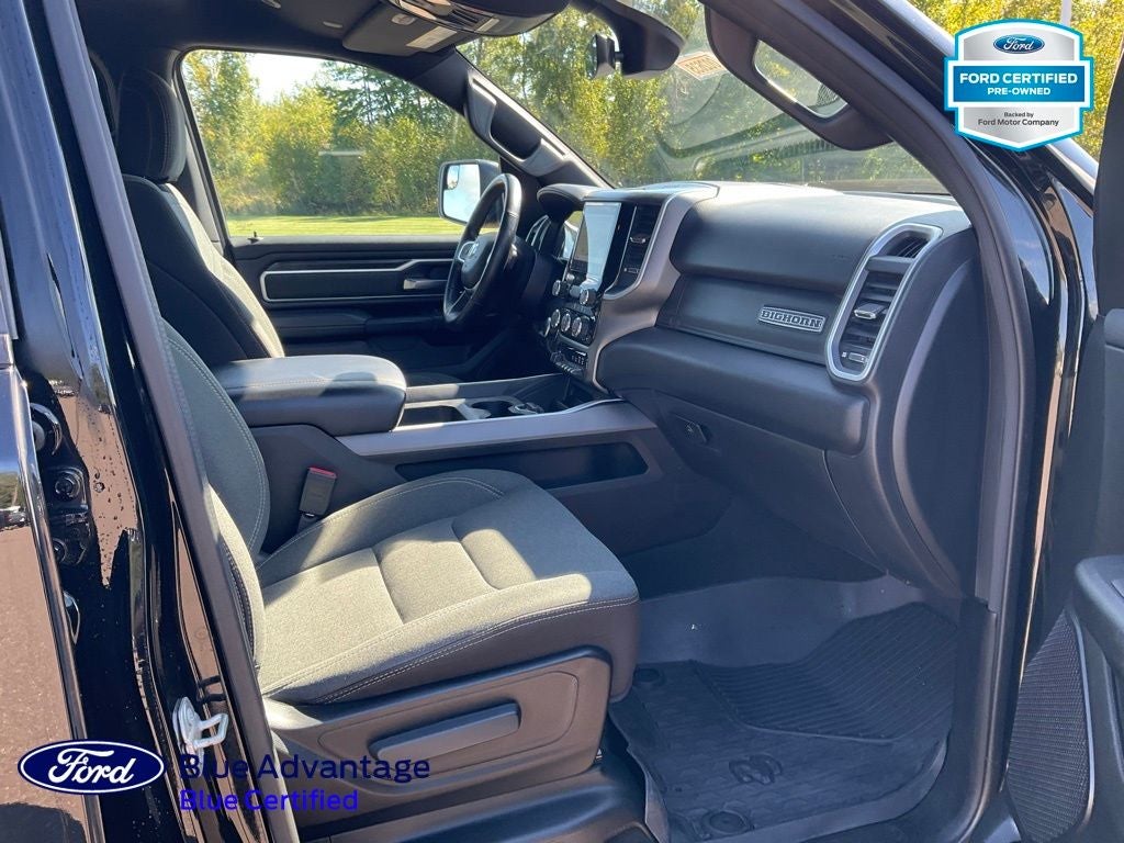 2022 RAM 1500 Big Horn Crew Cab 4x4 5'7' Box