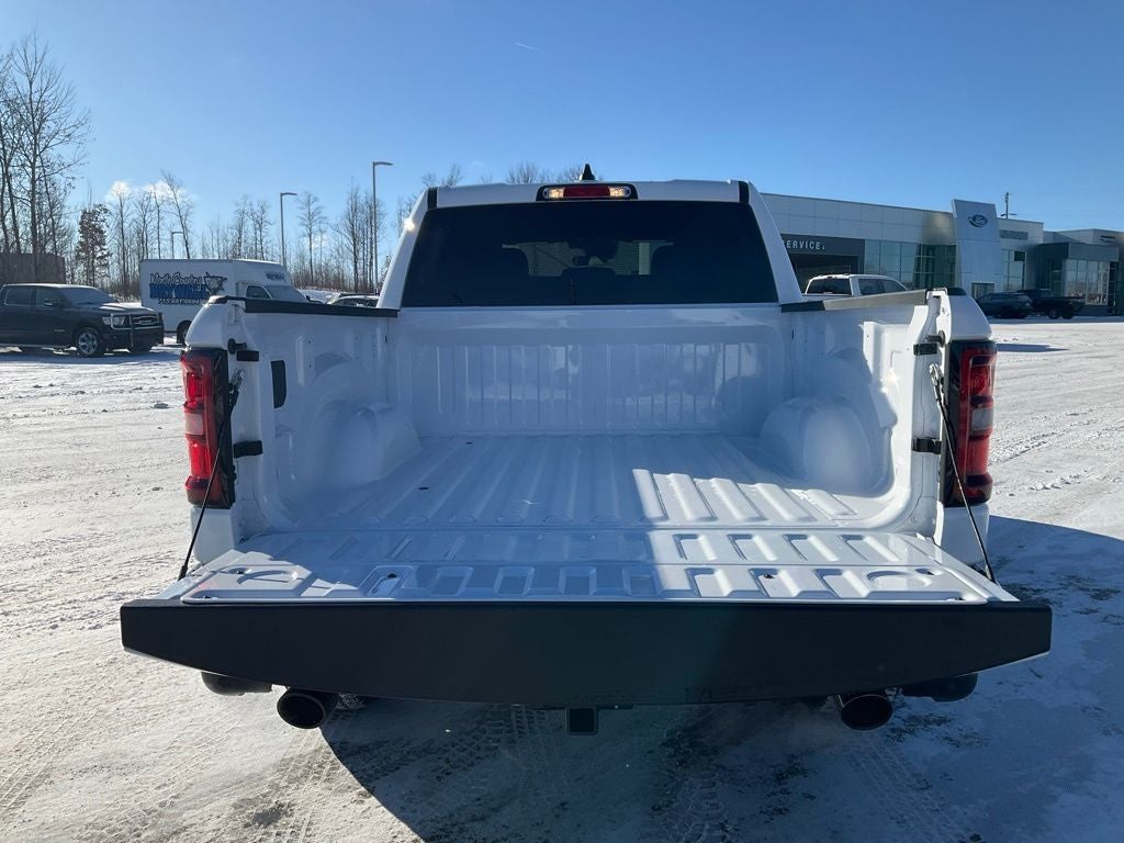 2026 RAM Ram 1500 RAM 1500 TRADESMAN CREW CAB 4X4 5'7' BOX