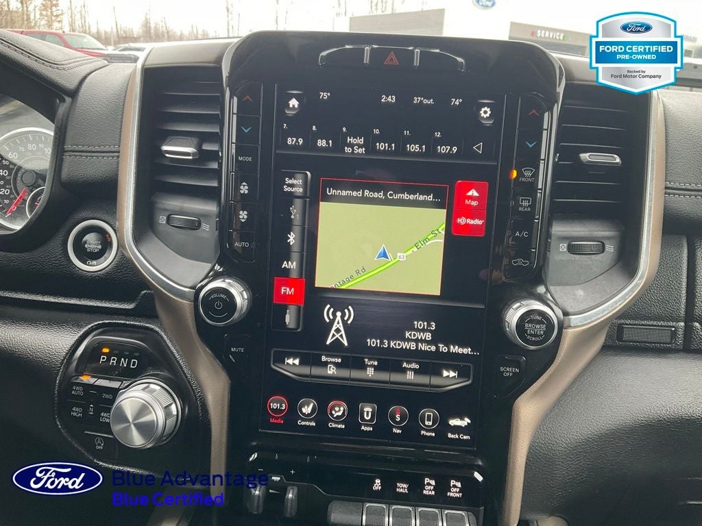 2021 RAM 1500 Laramie Crew Cab 4x4 5'7' Box