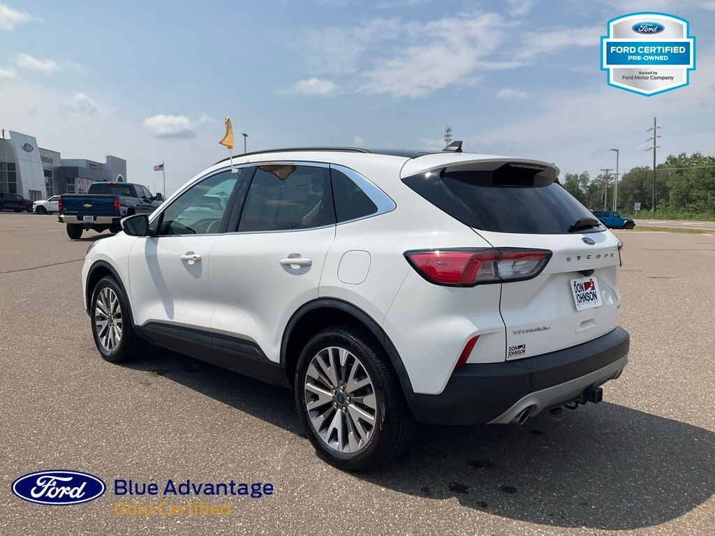 2022 Ford Escape Titanium