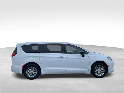 2026 Chrysler Voyager VOYAGER LX