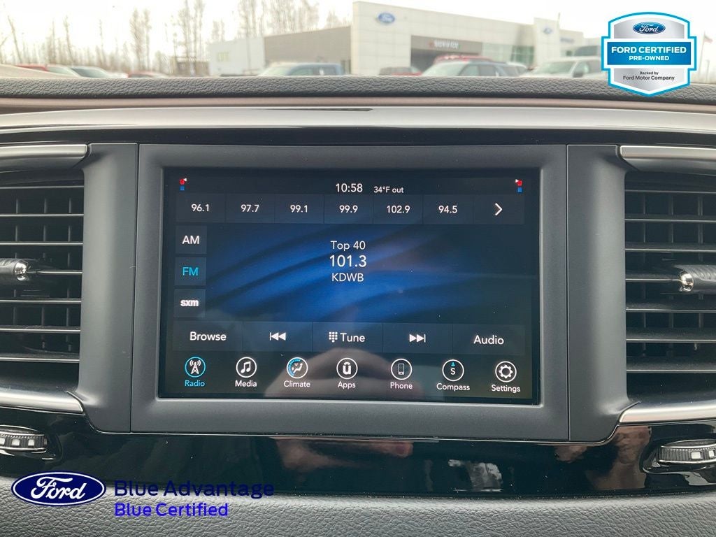 2021 Chrysler Voyager LXI