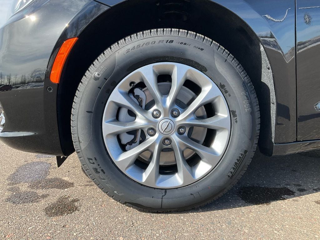 2026 Chrysler Pacifica PACIFICA SELECT AWD