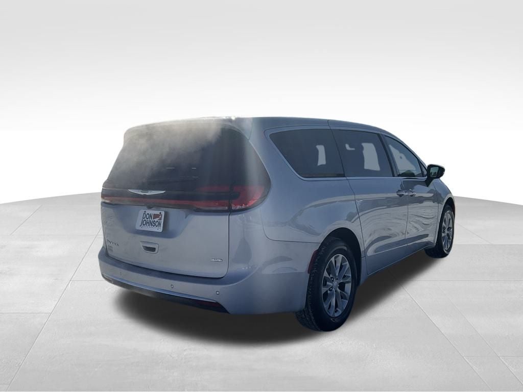 2026 Chrysler Pacifica PACIFICA SELECT AWD