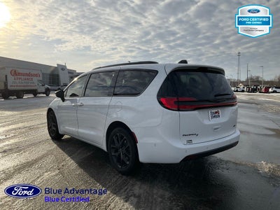 2024 Chrysler Pacifica Touring L AWD