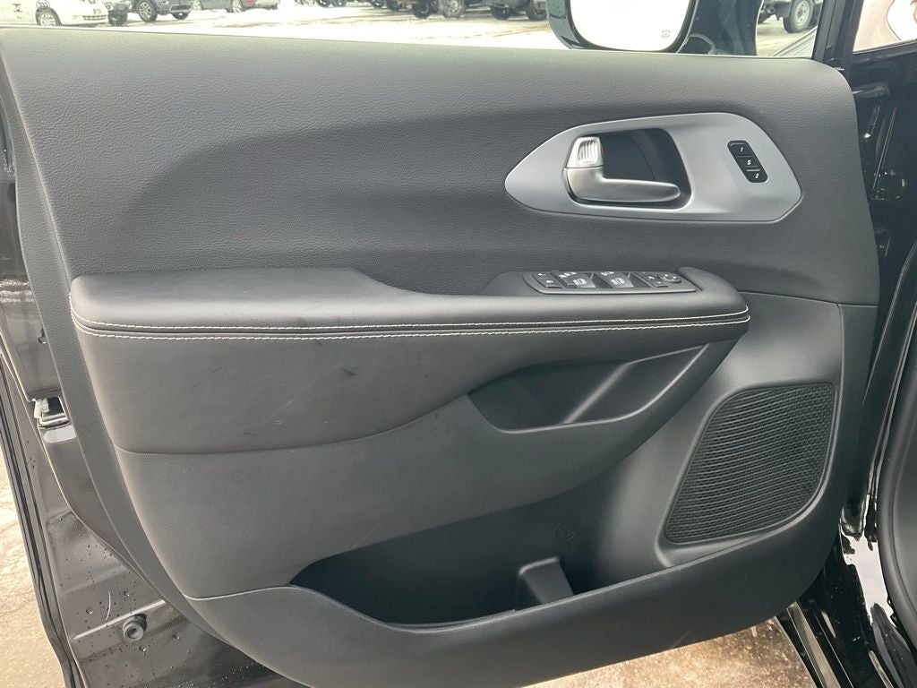 2026 Chrysler Pacifica PACIFICA LIMITED AWD