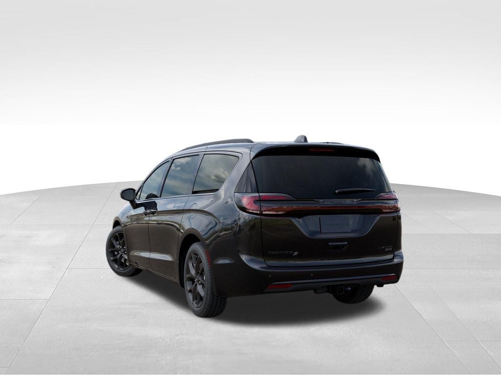 2027 Chrysler Pacifica Limited