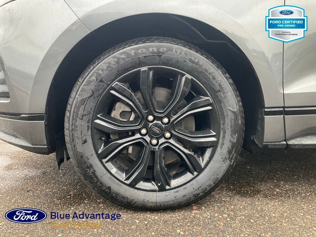 2022 Ford Edge SE