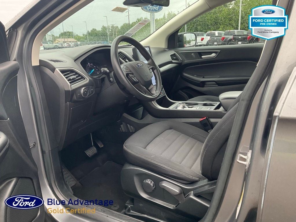 2022 Ford Edge SE