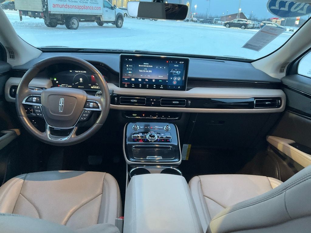 2022 Lincoln Nautilus Reserve