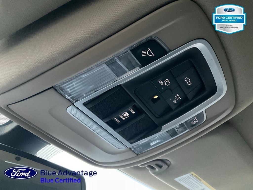 2019 RAM 3500 Laramie Crew Cab 4x4 6'4' Box