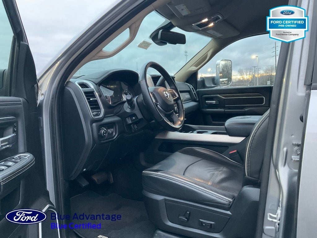 2019 RAM 3500 Laramie Crew Cab 4x4 6'4' Box