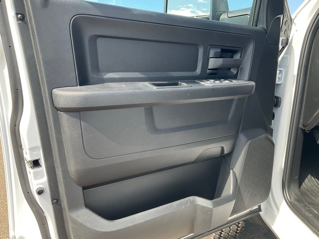 2025 RAM Ram 3500 Chassis Cab RAM 3500 TRADESMAN CHASSIS REGULAR CAB 4X4 84' CA