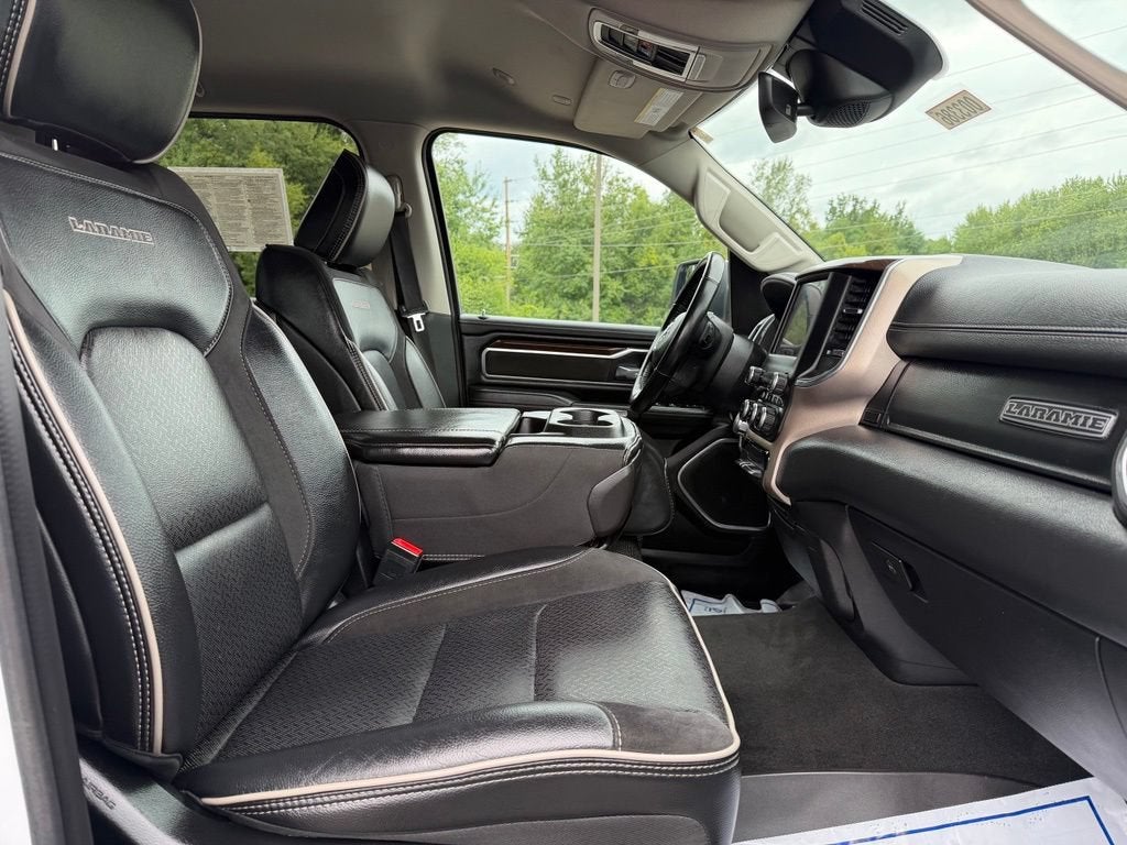 2022 RAM 1500 Laramie Crew Cab 4x4 5'7" Box