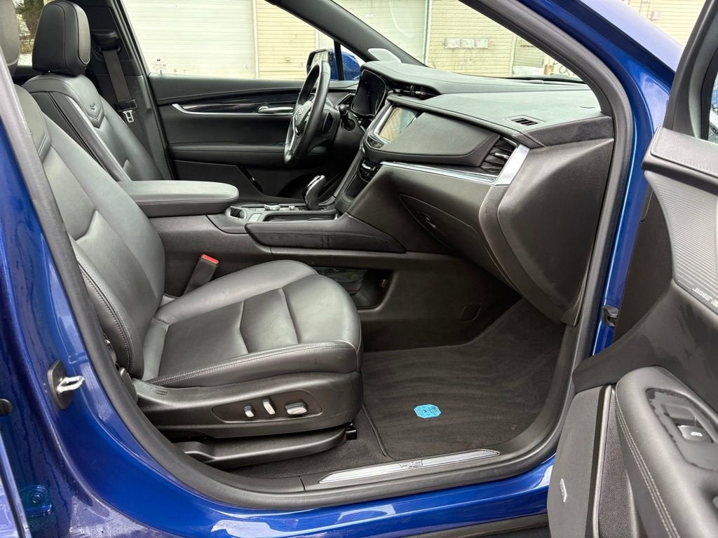 2023 Cadillac XT5 Premium Luxury