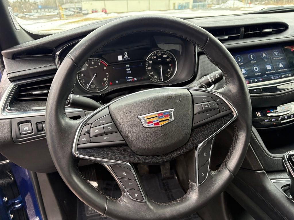 2023 Cadillac XT5 Premium Luxury