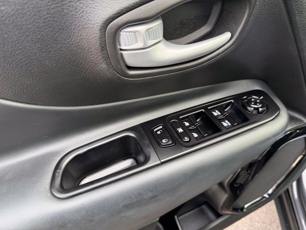 2023 Jeep Renegade Altitude 4x4