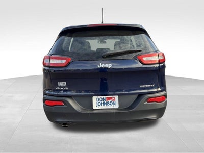 2016 Jeep Cherokee Sport