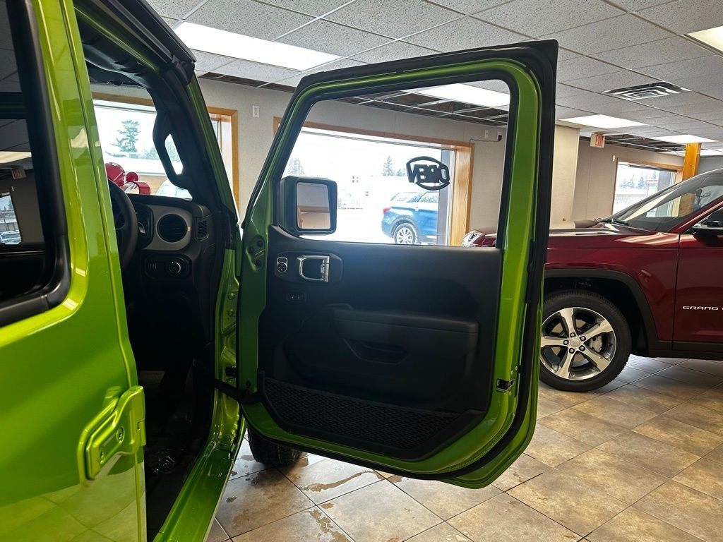 2026 Jeep Wrangler 4-Door Sport RHD 4x4