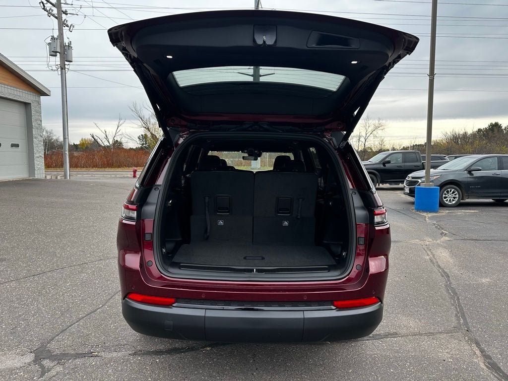 2025 Jeep Grand Cherokee GRAND CHEROKEE L ALTITUDE 4X4