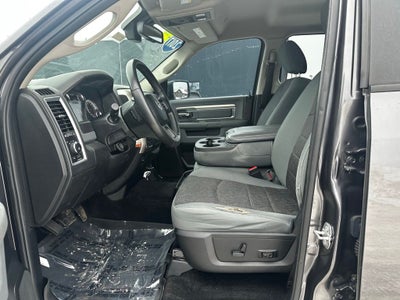 2017 RAM 1500 Big Horn Crew Cab 4x4 5'7' Box