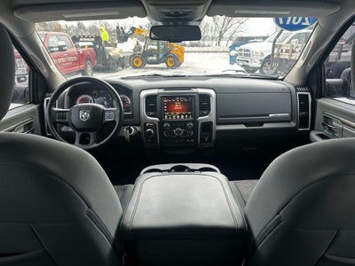 2017 RAM 1500 Big Horn Crew Cab 4x4 5'7' Box