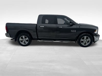 2017 RAM 1500 Big Horn Crew Cab 4x4 5'7' Box