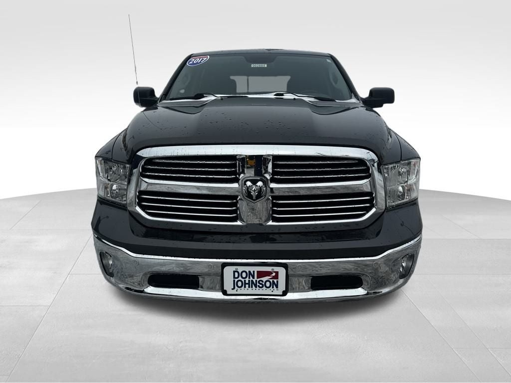 2017 RAM 1500 Big Horn Crew Cab 4x4 5'7' Box