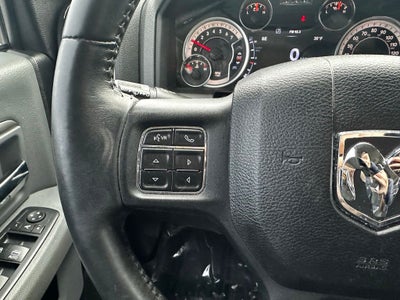 2017 RAM 1500 Big Horn Crew Cab 4x4 5'7' Box