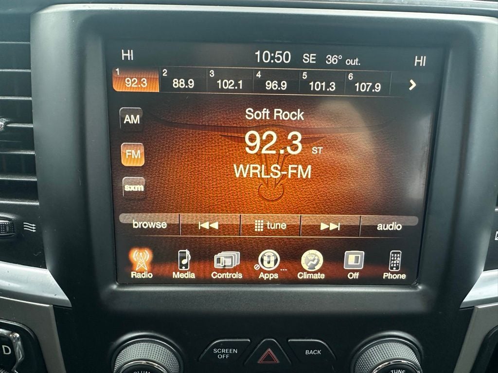 2017 RAM 1500 Big Horn Crew Cab 4x4 5'7' Box