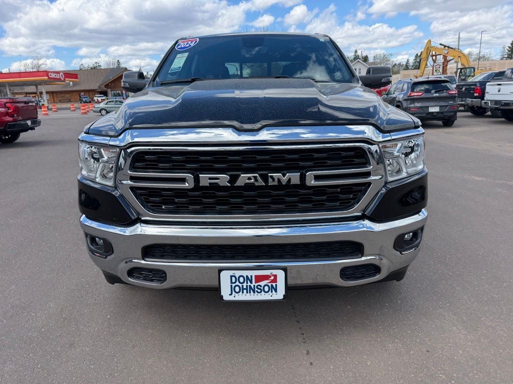 2024 RAM 1500 Big Horn Crew Cab 4x4 5'7' Box
